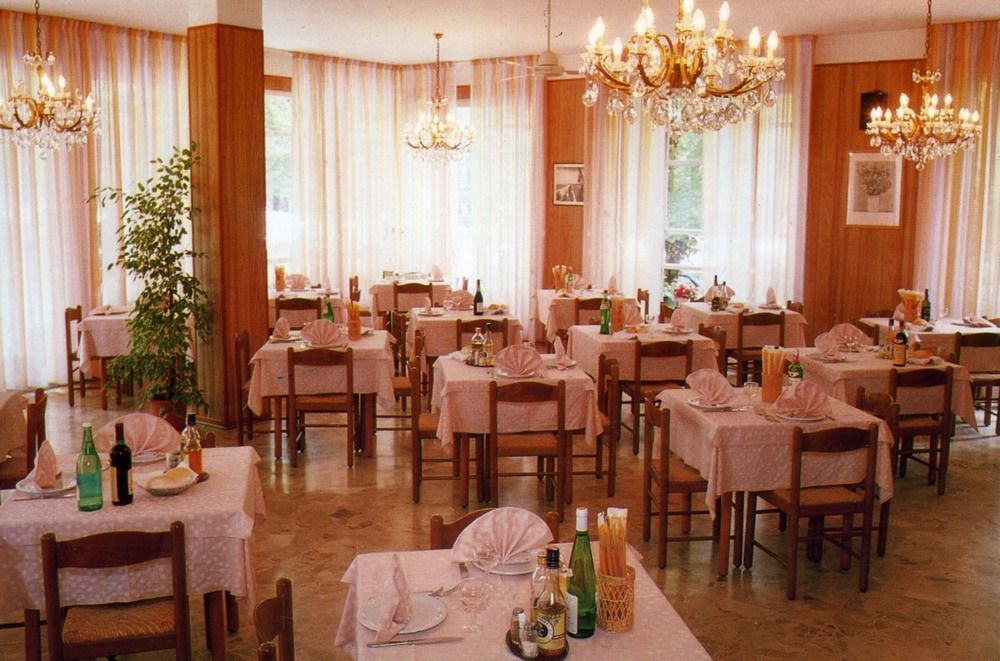 Hotel Rio Чезенатіко Екстер'єр фото